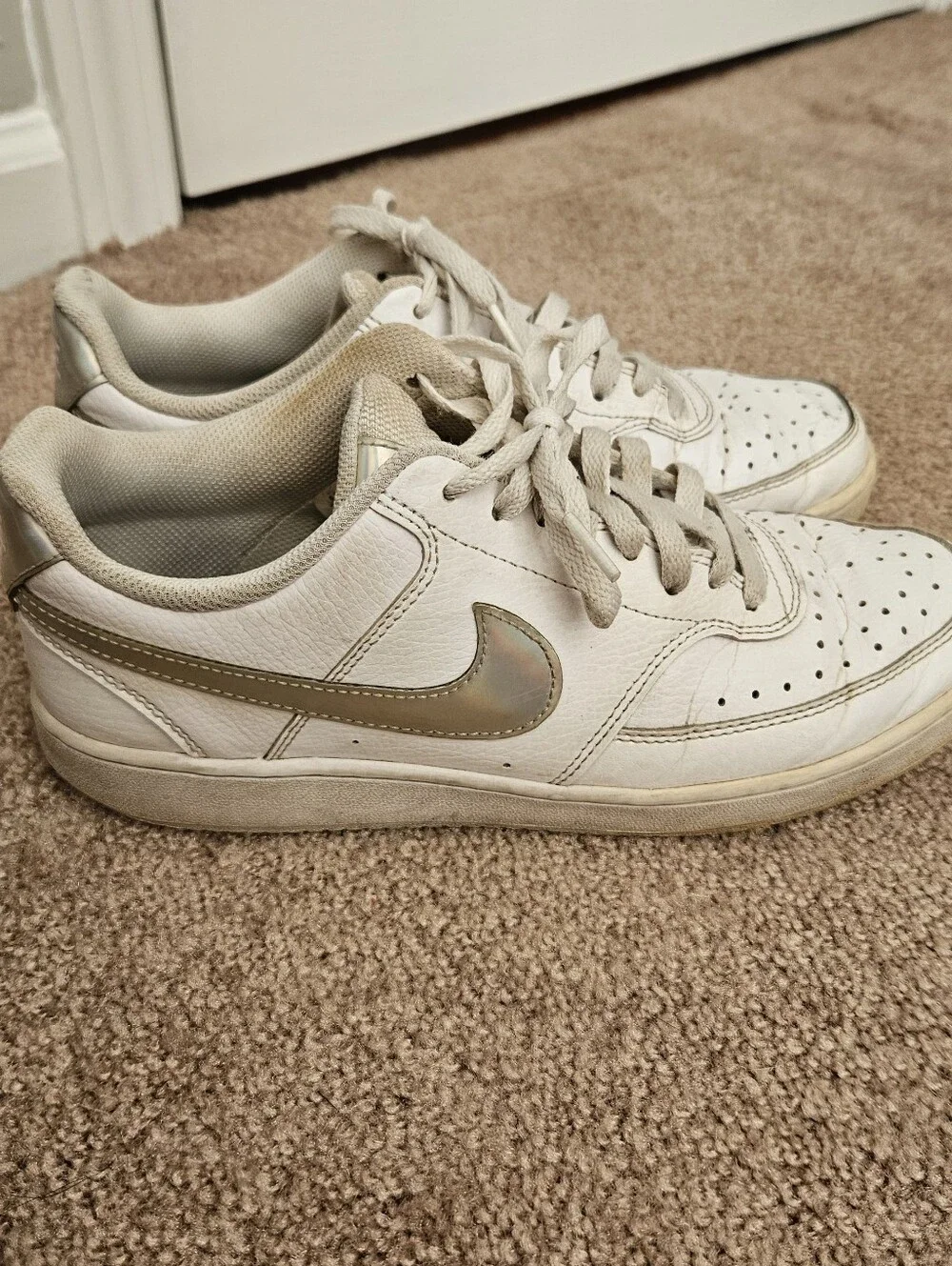 Nike fast shipping